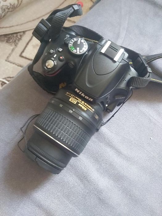 Камера Nikon d3100 без зарядки