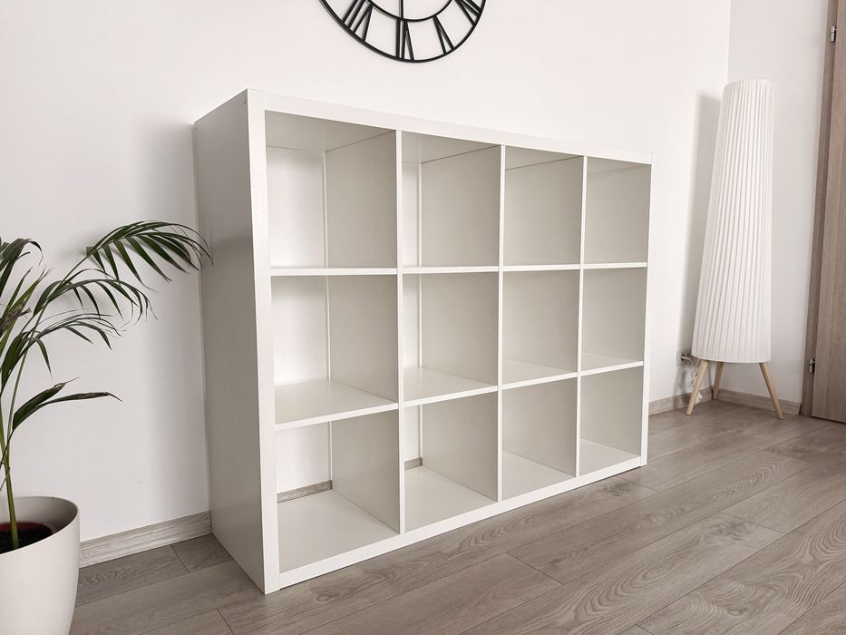 Etajera IKEA, Alb 112 cm x 147 cm