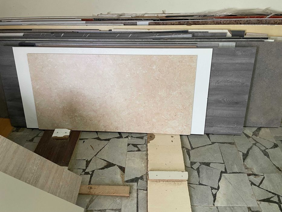 Продавам кухненски плотове и гърбове