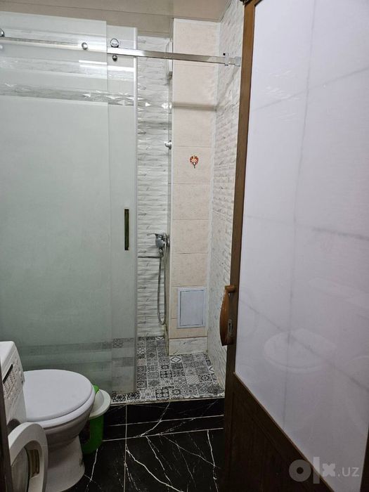 Срочно сдается квартира метро Буюк Ипак Йули 2-комн 58м2 евро ремонт