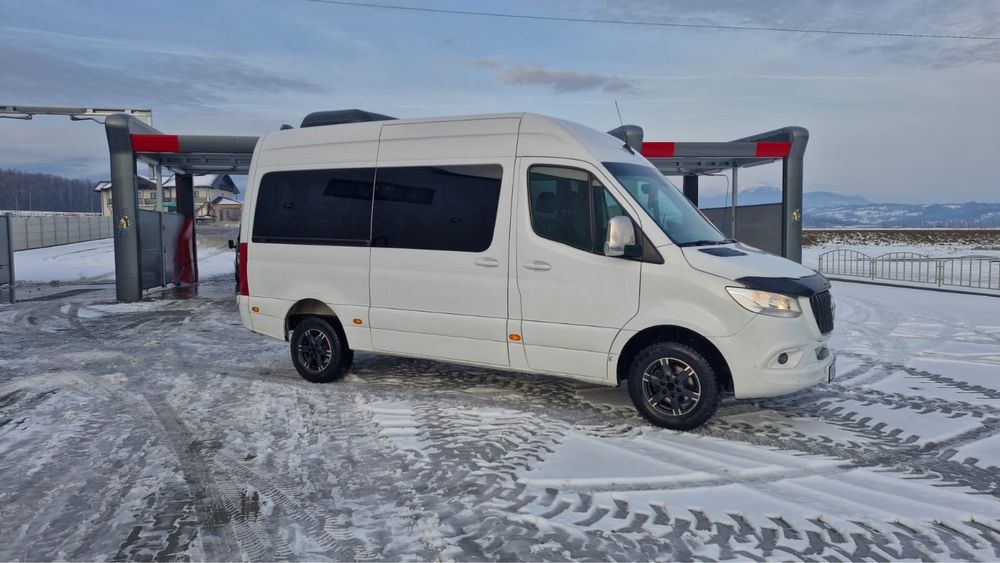 Mercedes Sprinter 9 locuri