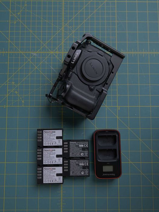 Lumix GH5 + Camera Cage + Batteries