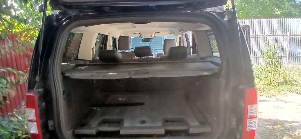 Dodge nitro 4x4 SUV