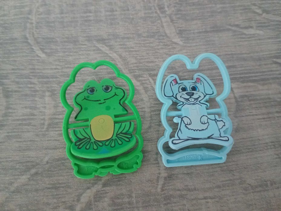 Играчки от яйца Киндер/ Kinder от различни серии и години
