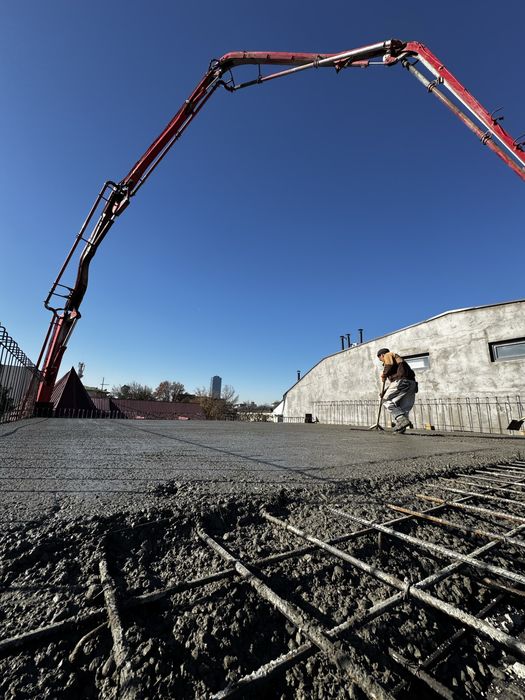 Бетон Монолит куямиз. Монолит учун, Опалубка ва стойка узимиздан.