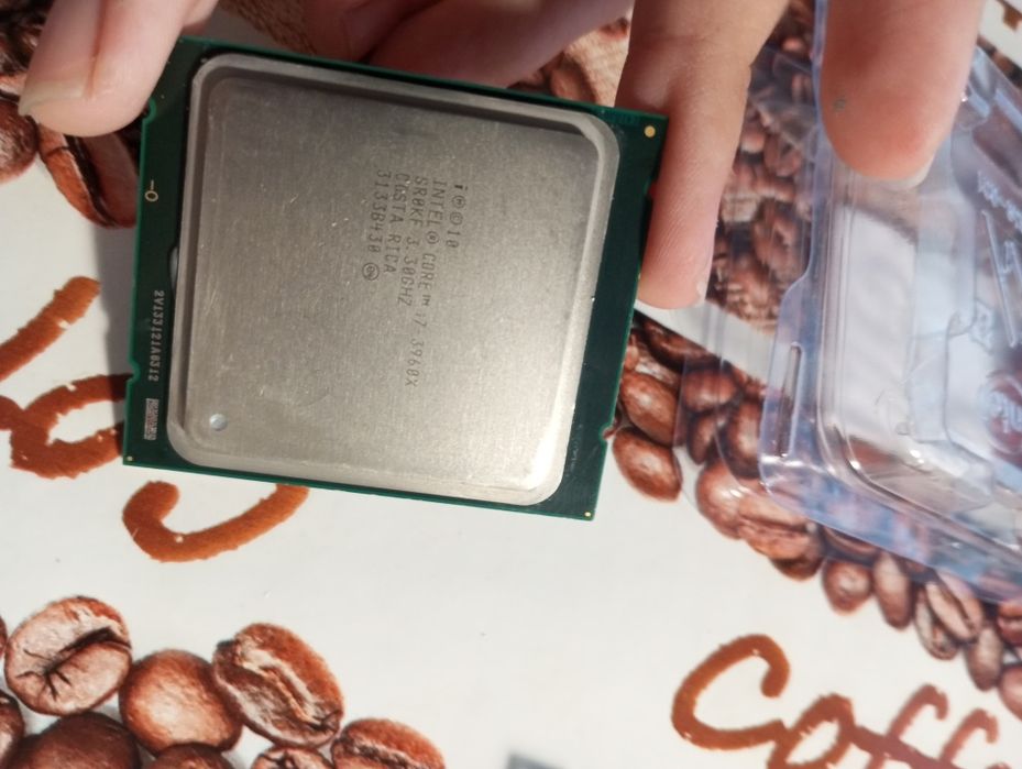 Продам i7 процессор