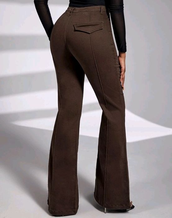 Blugi  evazati, marimea 26, M