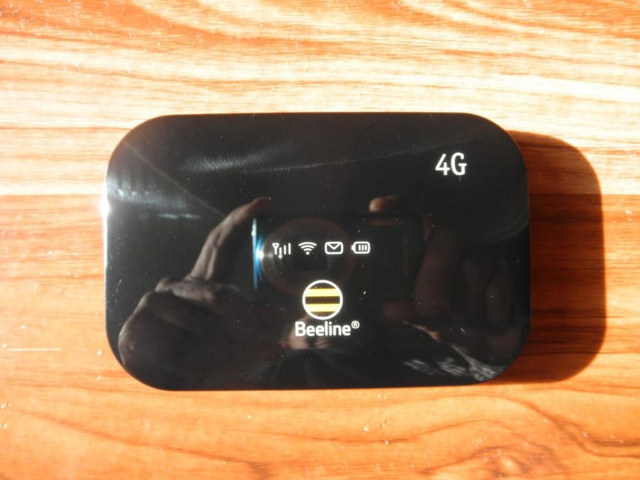 карманный роутер билайн  izi 4G Wi-Fi