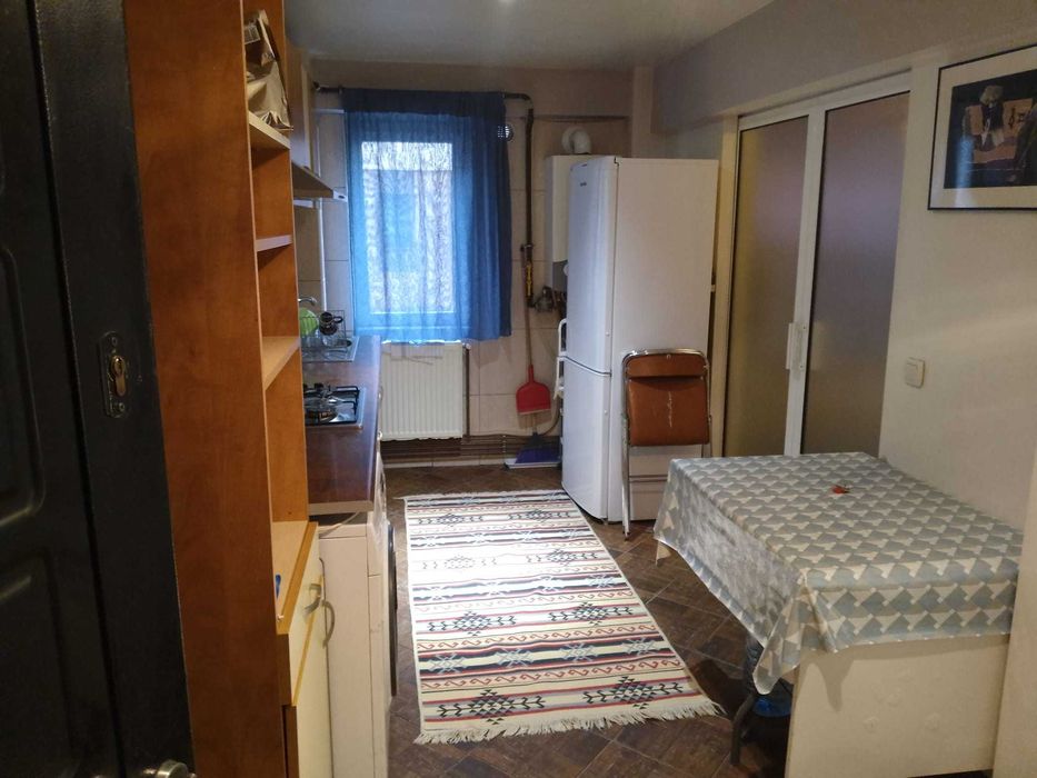 Apartament 2 camere de vanzare