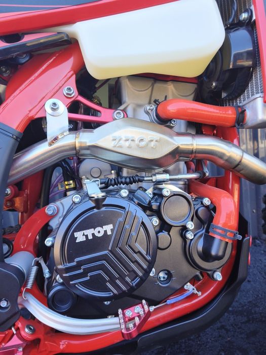 Мотоцикл STN G9 на ybs 300cc