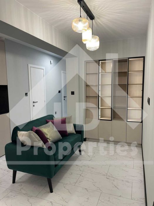 Дава се под наем Тристаен апартамент в Варна, Чайка - 85 кв.м за 1100 € - Снимка #1