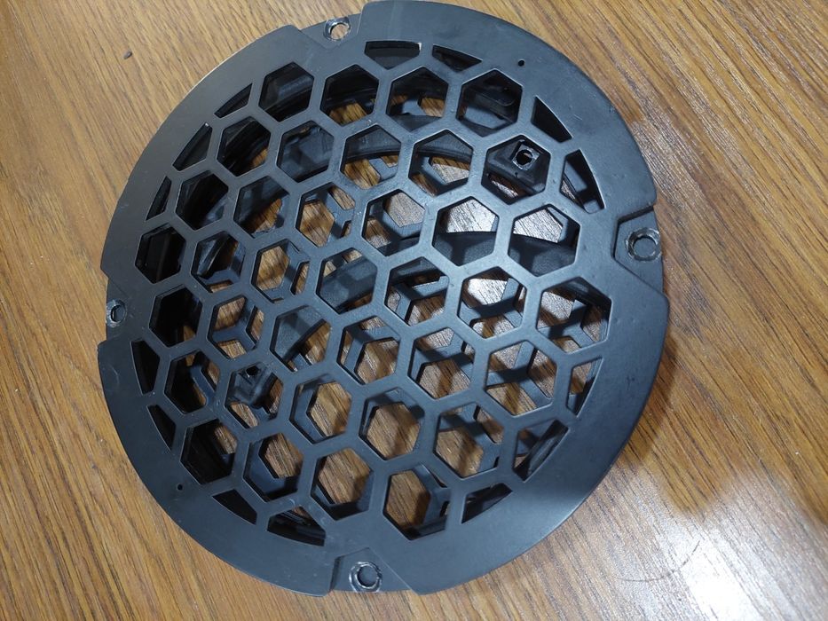 Гриль для динамиков