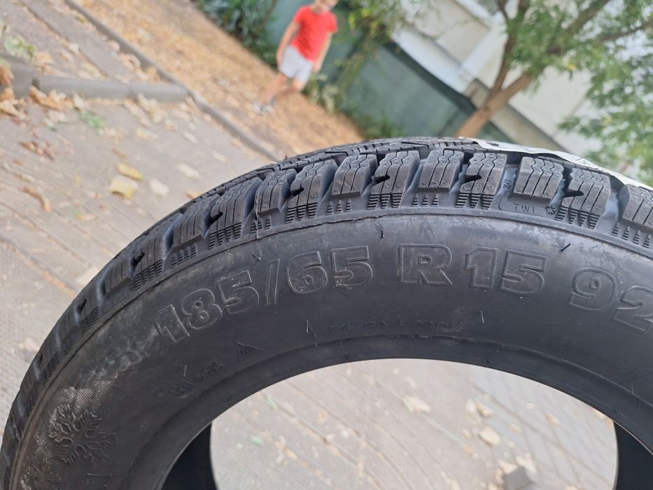 Автомобилни гуми