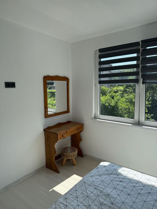 Дава се под наем Етаж от къща в Кюстендил, Христо Ботев - 60 кв.м за 357 € - Снимка #7