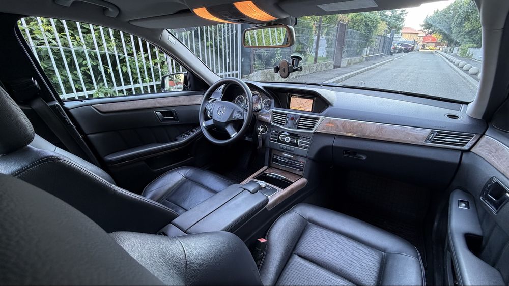 Mercedes E Class  - 2012 - ELEGANCE - 7G-TRONIC