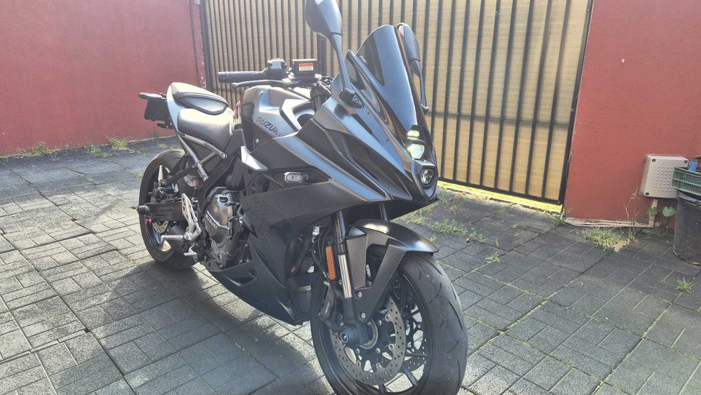 Suzuki GSX - 8R 2024