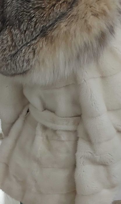 Палто от естествена кожа