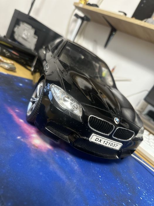 vand macheta bmw M5 f10