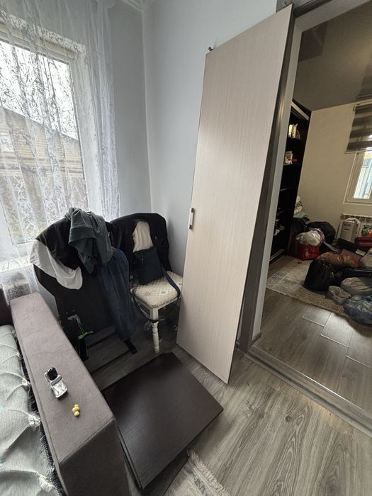 Продам шкаф поломан, но можно починить