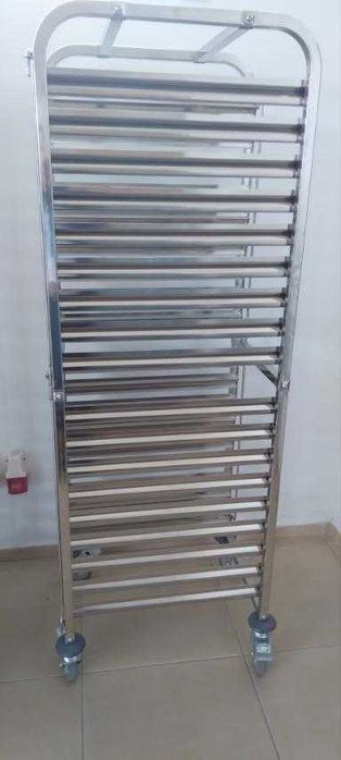 Колички за гастро контейнери и подноси