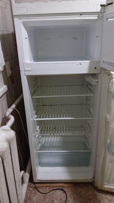 Холодильник в рабочем состоянии