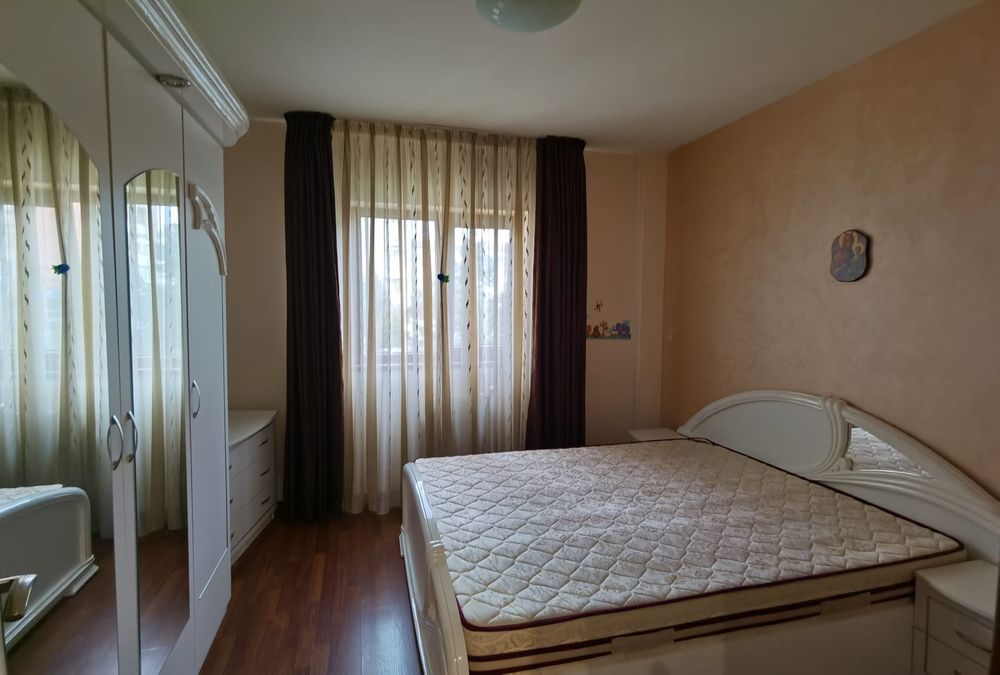 Apartament 2 camere de închiriat OMV