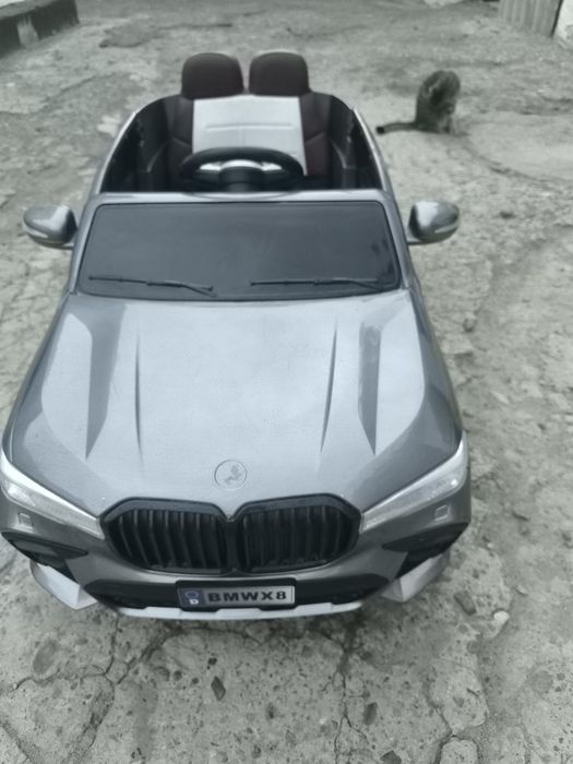 Продам детский электромобиль