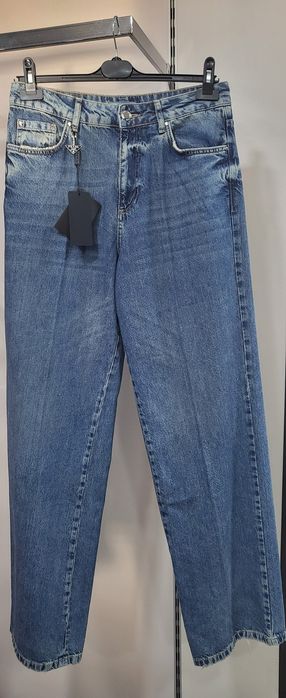 Джинсы женские PRADA