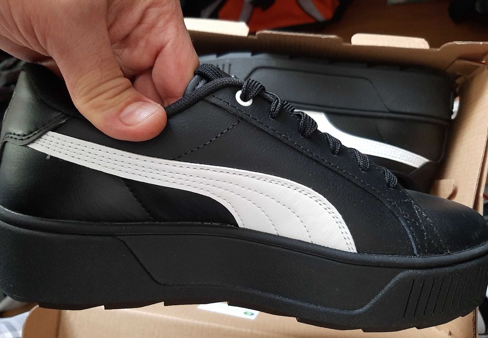 Adidași PUMA de damă marimea 40