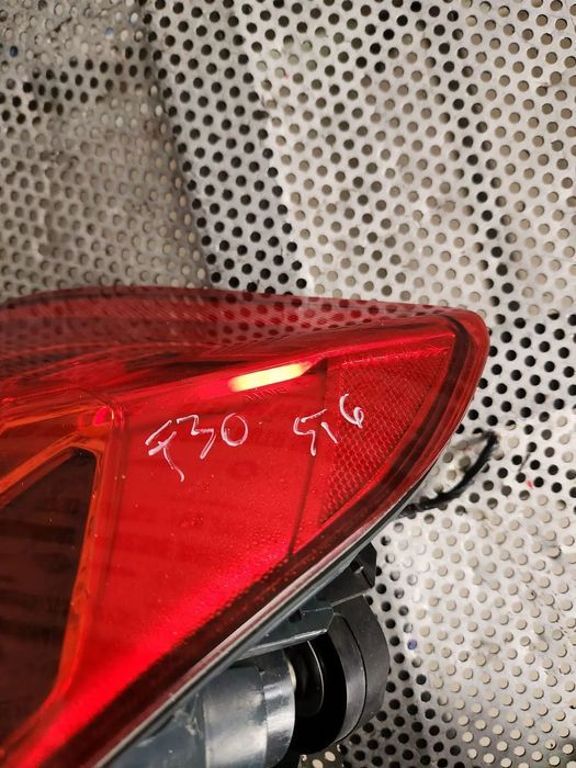 Lampa Stop Tripla Stanga De Pe Caroserie Bmw F30 Cod  - Dezmembrari Arad