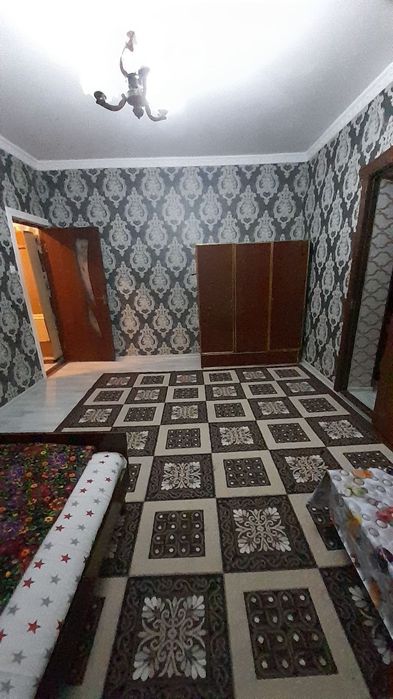 Арендага 1 хона 5 этаж Эски Билайнда жойлашган.Агентство