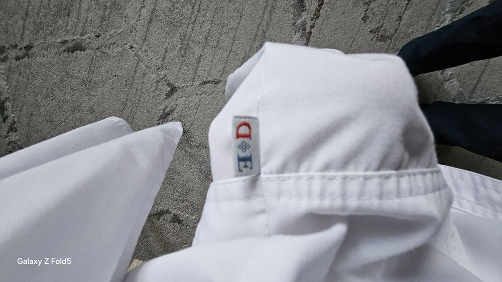 Стильный белый женский халат