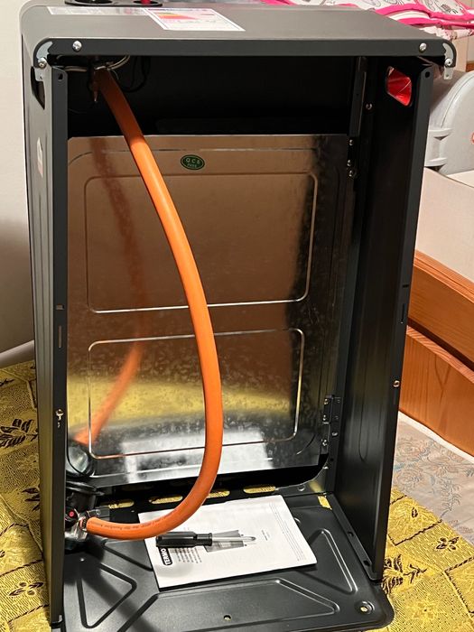 Продавам газова отоплителна печка