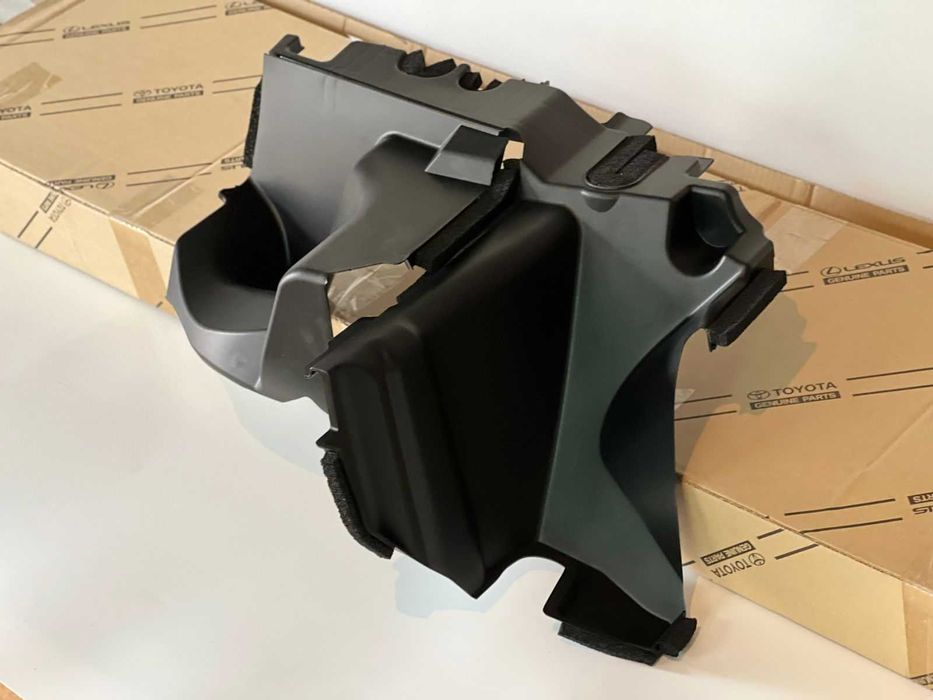 Дефлектор бампера оригинал на Prado 150