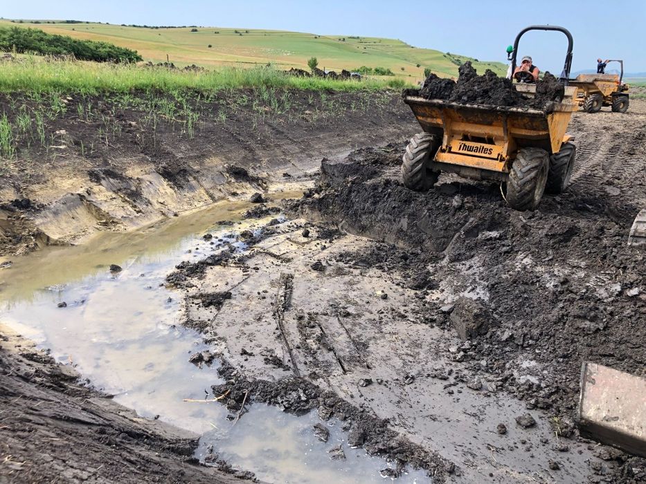 Dumper de 7 Tone de închiriat.