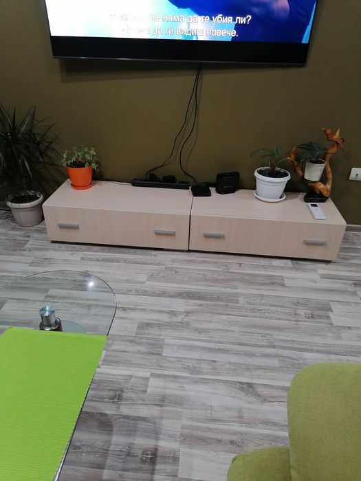 Тв шкаф от 2 частни