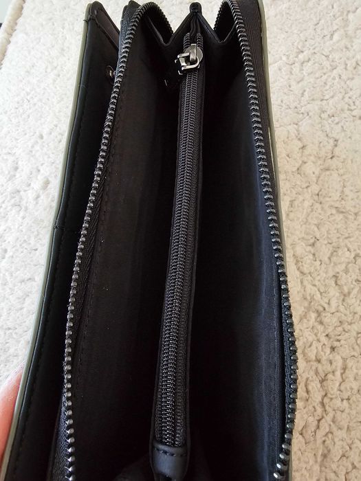 Портфейл нов - дамски Desigual