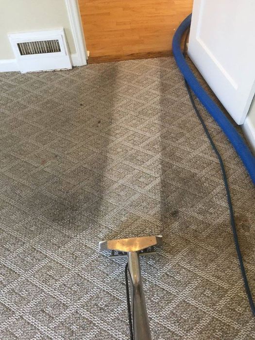 Gilam,Yumshoq mebel,Odeyal,Koʻrpacha, Bruschatka, Basseyn, Quyosh pane