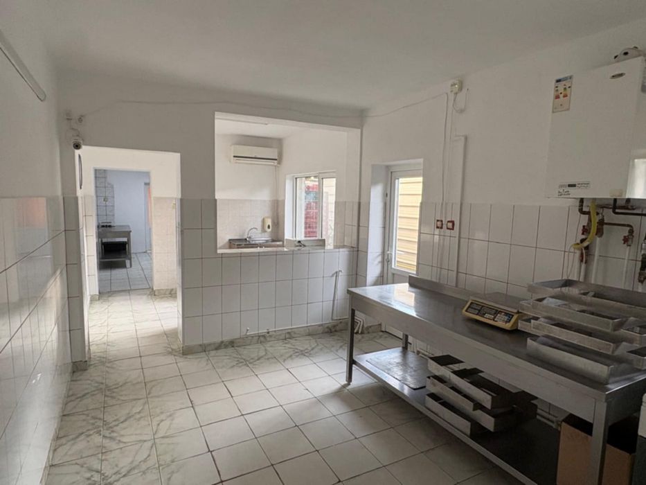 Închiriez laborator producție alimentară/comercial 120 mp, partial utilat, Calea Radnei - Micălaca - Mai multe