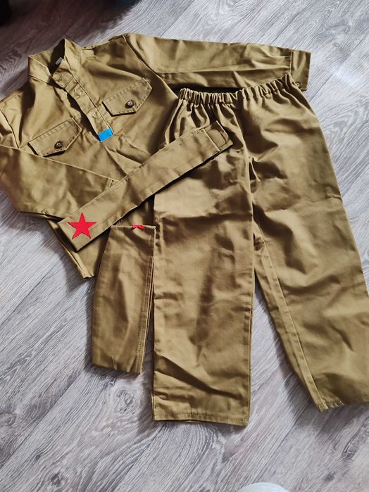 Продам военную форму детскую