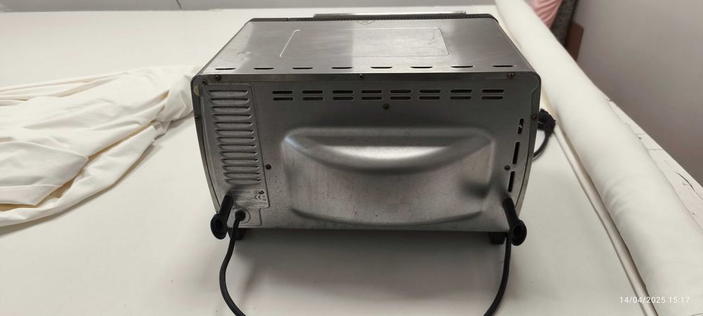 Грил мини печка фурна за закуски, сандвичи и филийки