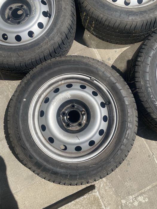 Джанти 16R 5x108 с гуми 215 60 16c