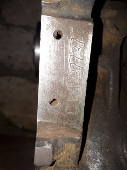 Головка блока на двигатель G6CU