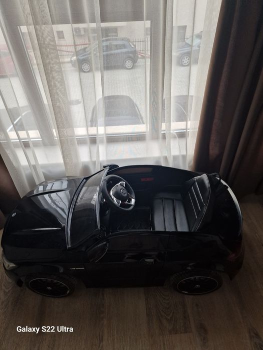 Детска Електрическа кола