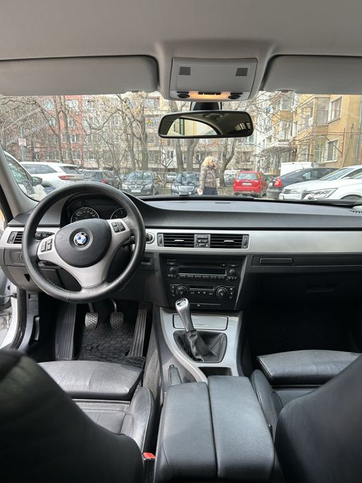 BMW 320 i в много добро състояние