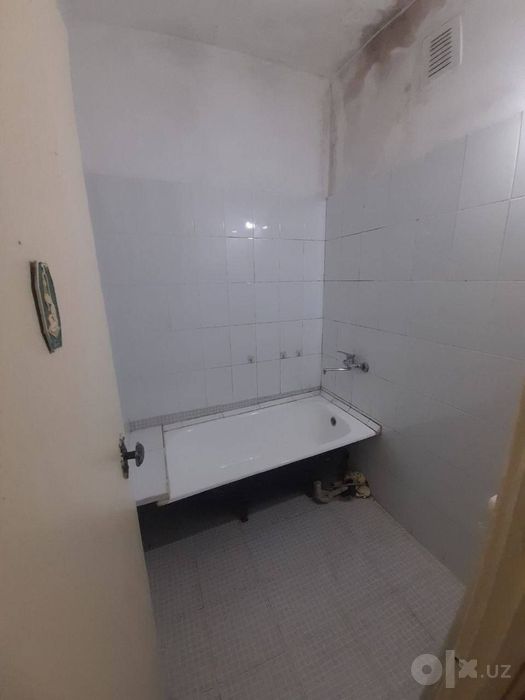 Продажа Феруза 2/2/4 ЕкоБазар Балкон 1.5Х3 Цена:57.500 у.е ИПОТЕКА !!!