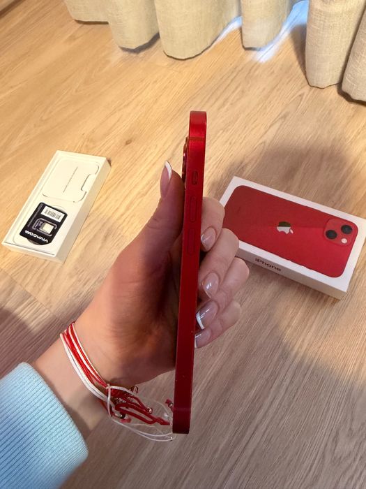 iPhone 13 с живот на батерия 100%