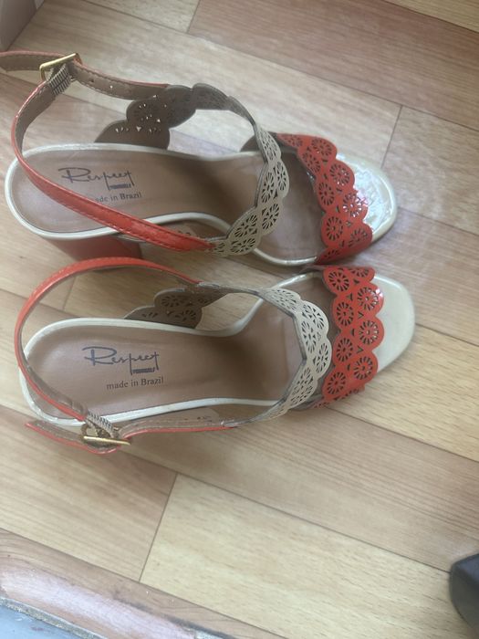 Туфли ,босоножки женские