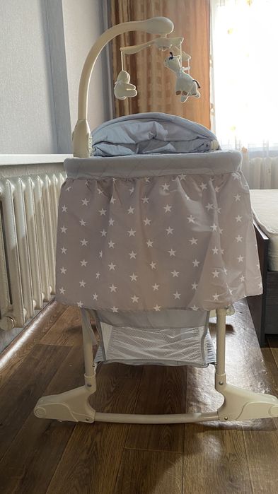 Продам детскую колыбель-кроватку