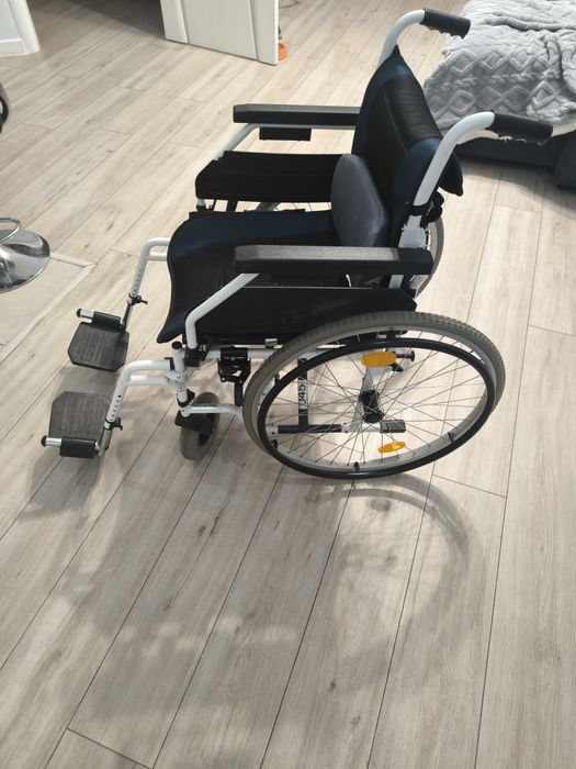 Инвалидная коляска б/у